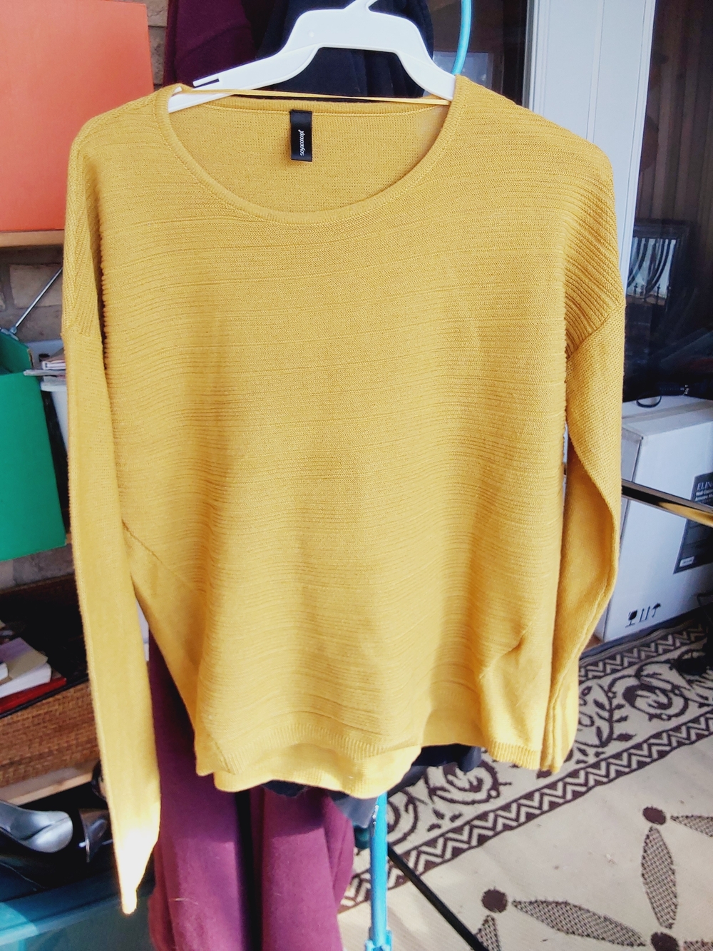 Everyday Crewneck Sweater in Mustard Yellow Soyaconcept